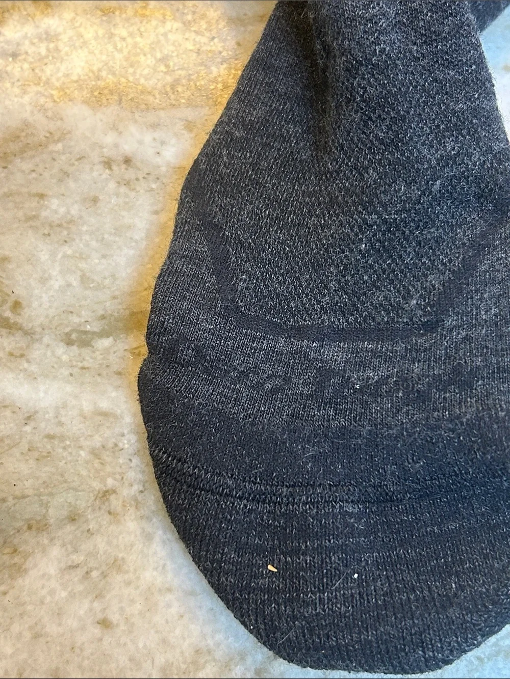 Darn Tough womens merino wool hiking socks charcoal gray size M made in VT
